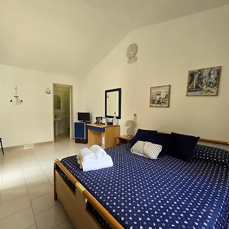 Elianti לינה וארוחת בוקר מאטינאטה